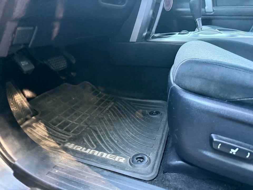 2015 Toyota 4Runner 5th Gen - Image 13 of 20