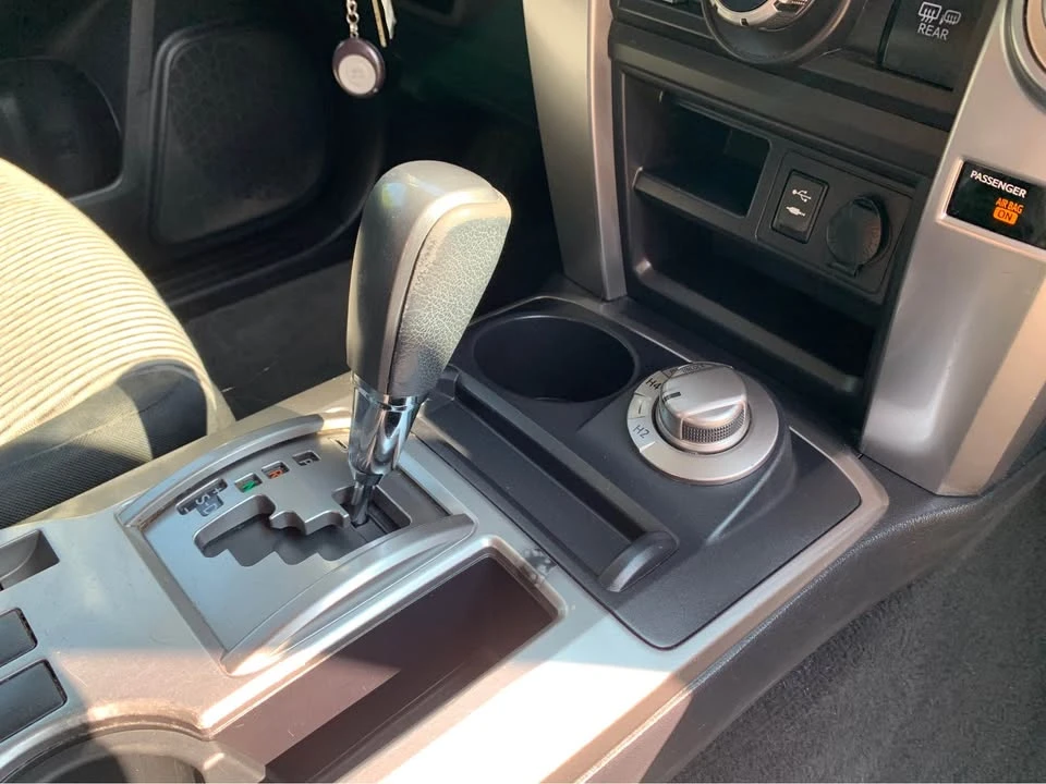 2015 Toyota 4Runner 5th Gen - Image 17 of 20