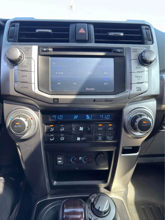2015 Toyota 4Runner 5th Gen - Image 18 of 20