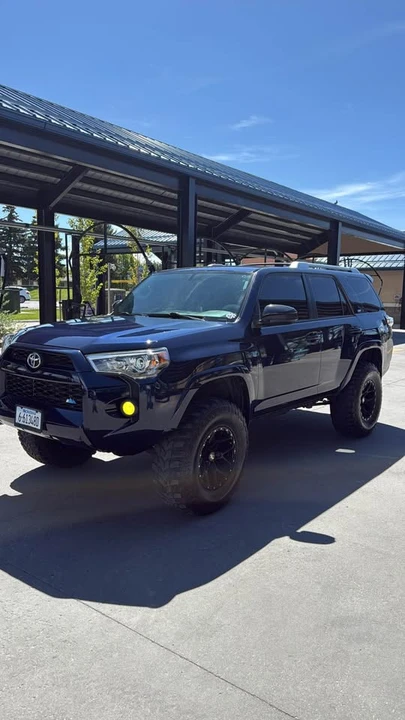 2015 Toyota 4Runner 5th Gen - Image 7 of 10