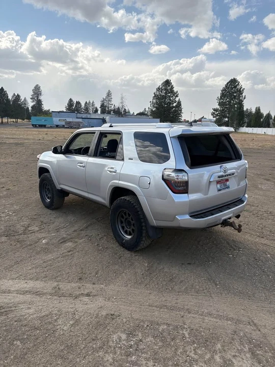 2015 Toyota 4Runner 5th Gen - Image 2 of 18