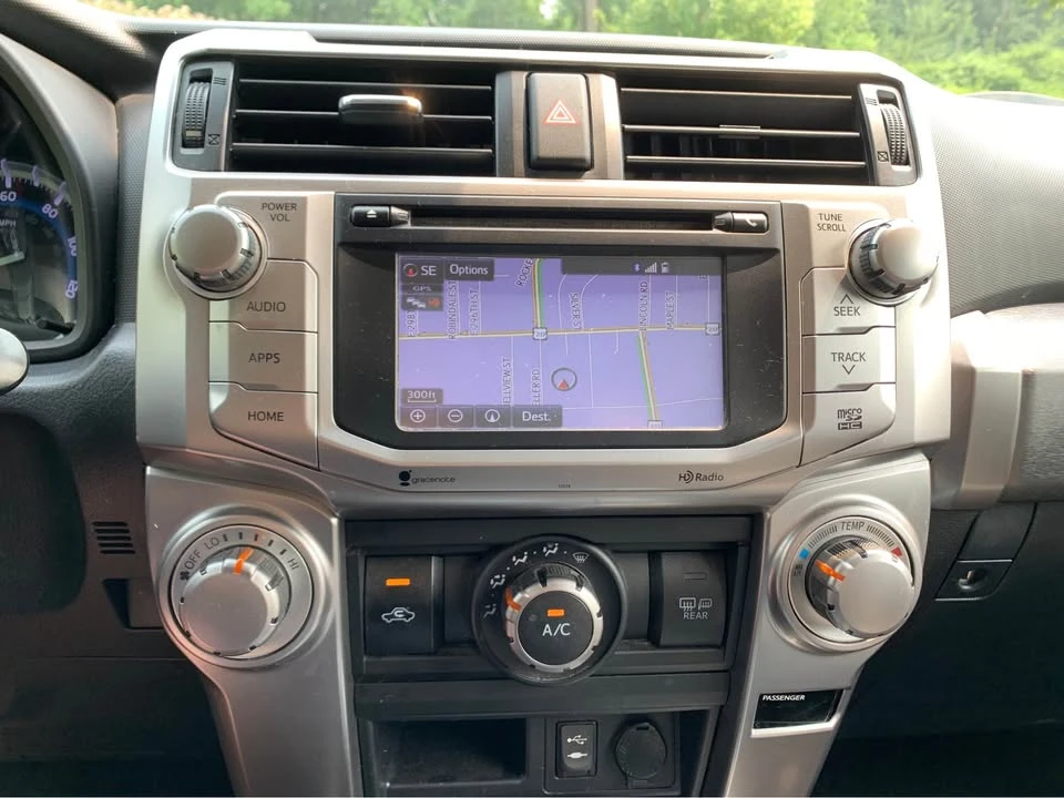 2015 Toyota 4Runner 5th Gen - Image 14 of 20