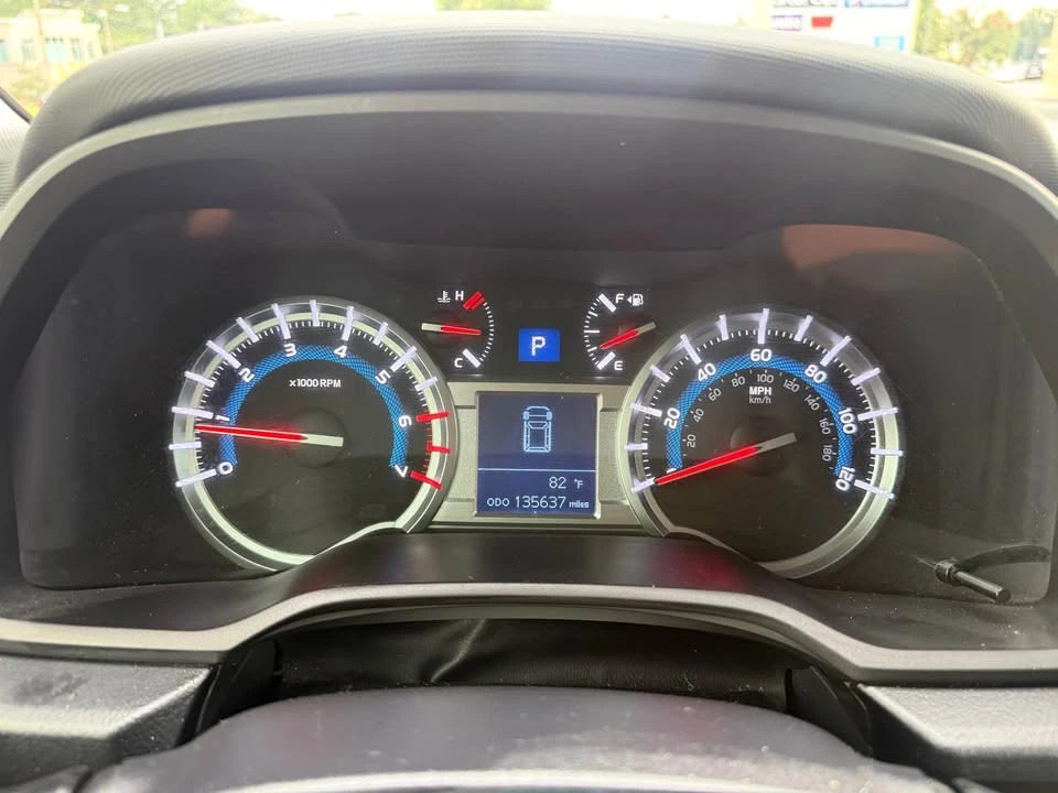 2015 Toyota 4Runner 5th Gen - Image 11 of 20