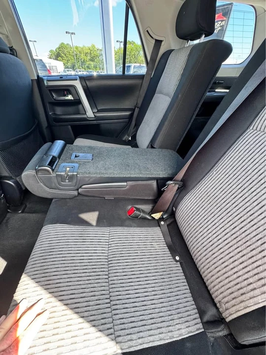 2015 Toyota 4Runner 5th Gen - Image 8 of 15