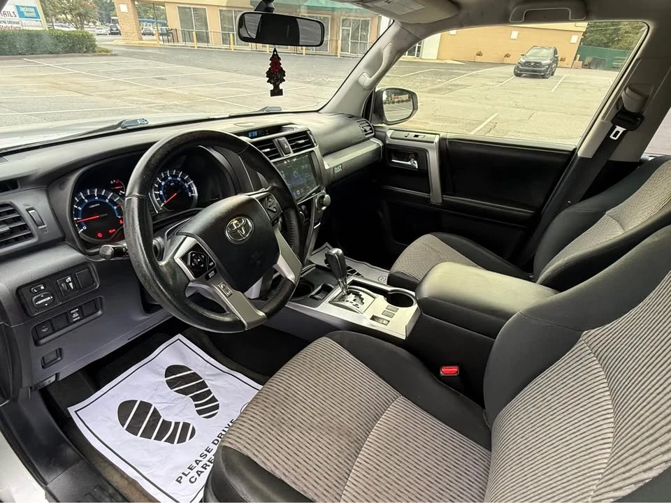 2015 Toyota 4Runner 5th Gen - Image 10 of 20