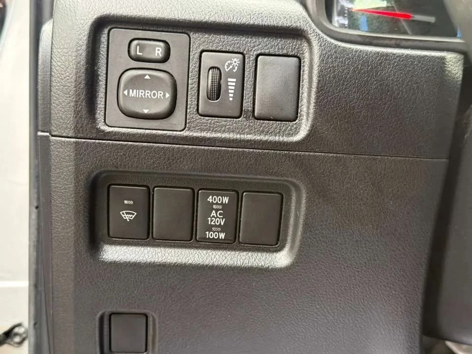 2015 Toyota 4Runner 5th Gen - Image 2 of 20