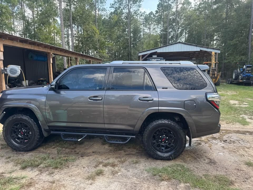 2015 Toyota 4Runner 5th Gen - Image 5 of 20