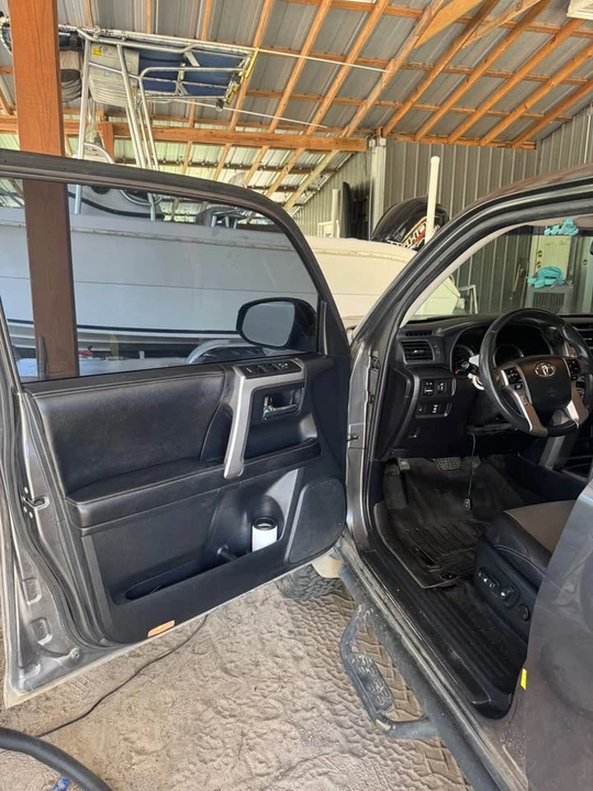 2015 Toyota 4Runner 5th Gen - Image 11 of 20