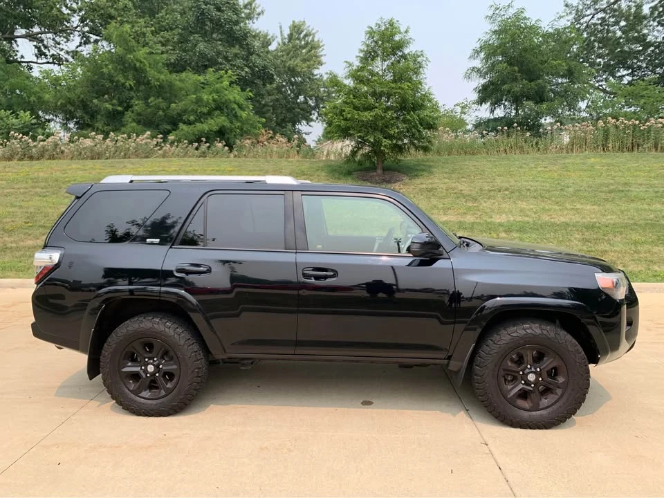 2015 Toyota 4Runner 5th Gen - Image 7 of 20