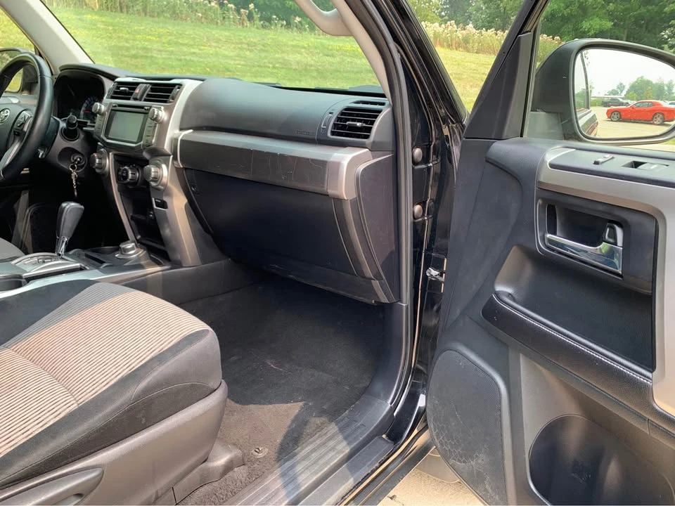 2015 Toyota 4Runner 5th Gen - Image 11 of 20