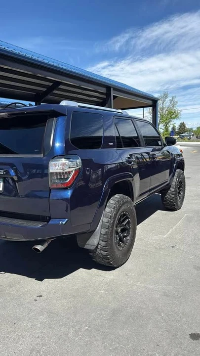 2015 Toyota 4Runner 5th Gen - Image 9 of 10