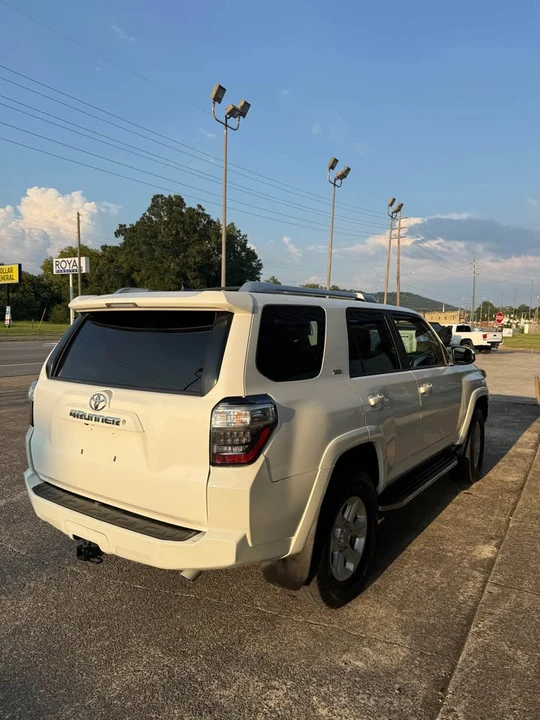 2015 Toyota 4Runner 5th Gen - Image 5 of 20