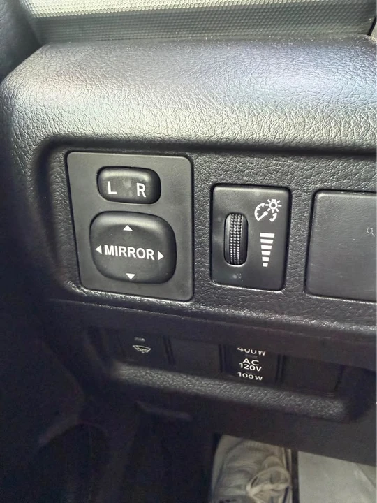2015 Toyota 4Runner 5th Gen - Image 18 of 20