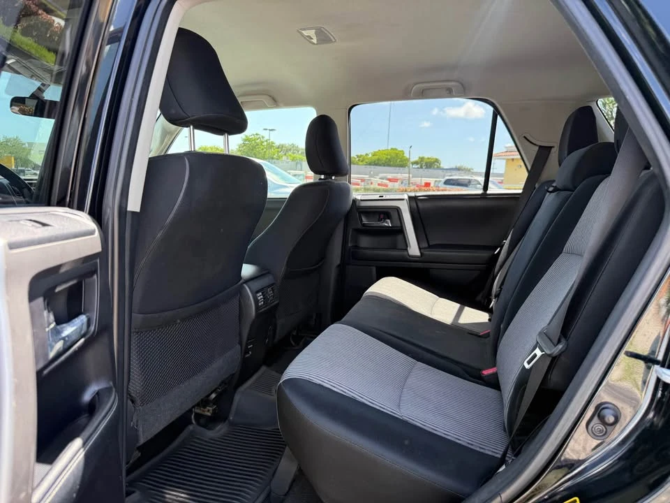 2015 Toyota 4Runner 5th Gen - Image 9 of 13