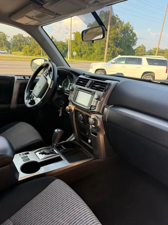 2015 Toyota 4Runner 5th Gen - Image 12 of 20