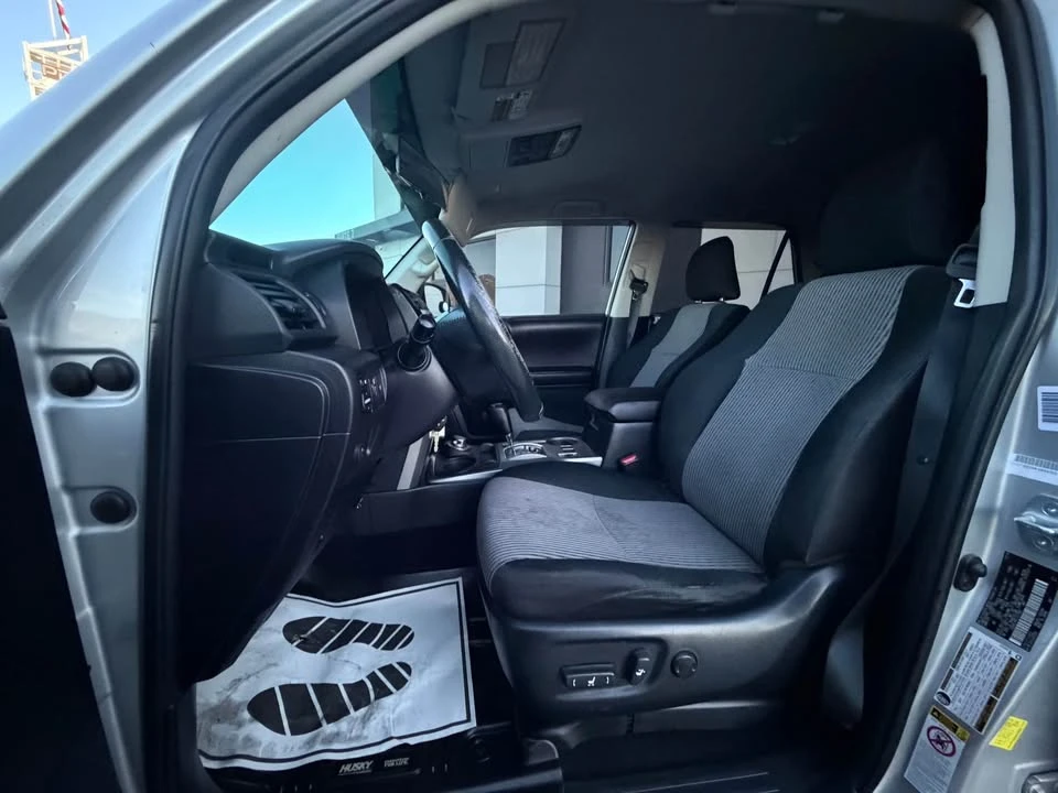 2015 Toyota 4Runner 5th Gen - Image 5 of 15