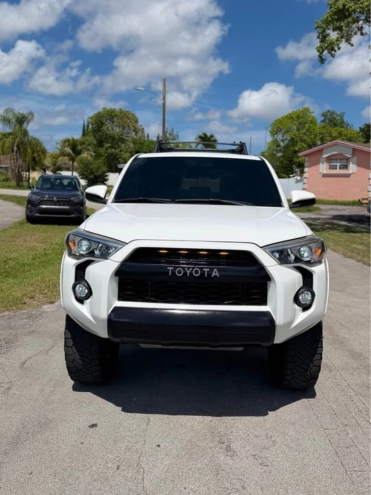 2015 Toyota 4Runner 5th Gen - Image 2 of 8
