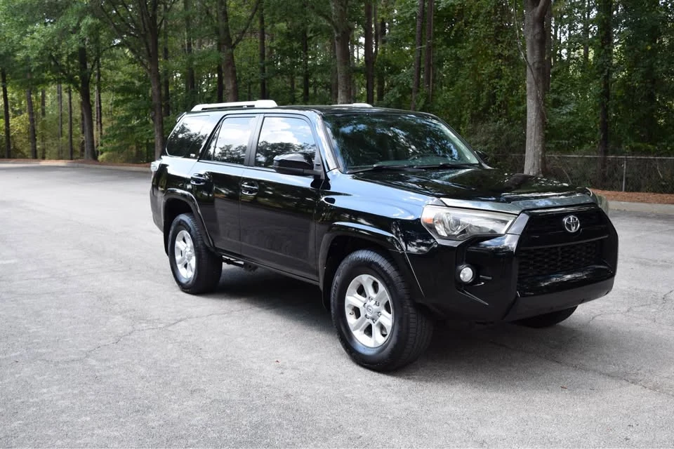 2015 Toyota 4Runner 5th Gen - Image 3 of 20