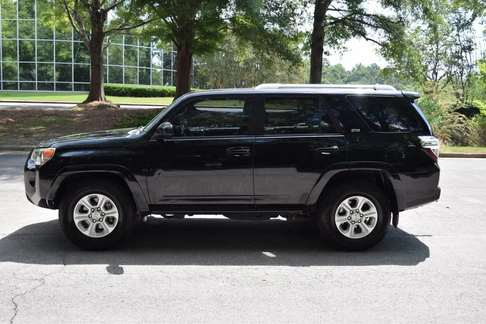2015 Toyota 4Runner 5th Gen - Image 8 of 20
