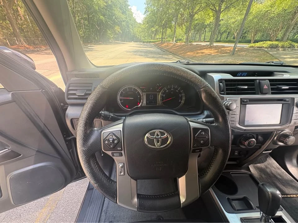 2015 Toyota 4Runner 5th Gen - Image 19 of 20