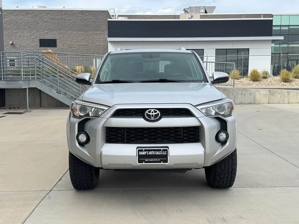 2015 Toyota 4Runner 5th Gen - Image 3 of 15