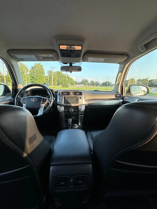 2015 Toyota 4Runner 5th Gen - Image 14 of 19