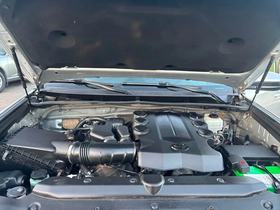 2015 Toyota 4Runner 5th Gen - Image 6 of 8