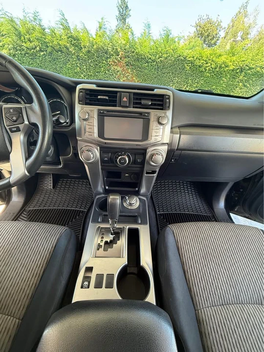 2015 Toyota 4Runner 5th Gen - Image 4 of 20