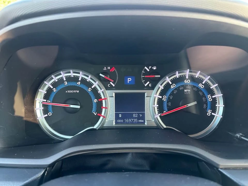 2015 Toyota 4Runner 5th Gen - Image 13 of 19