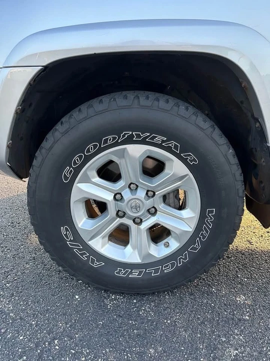 2015 Toyota 4Runner 5th Gen - Image 8 of 19