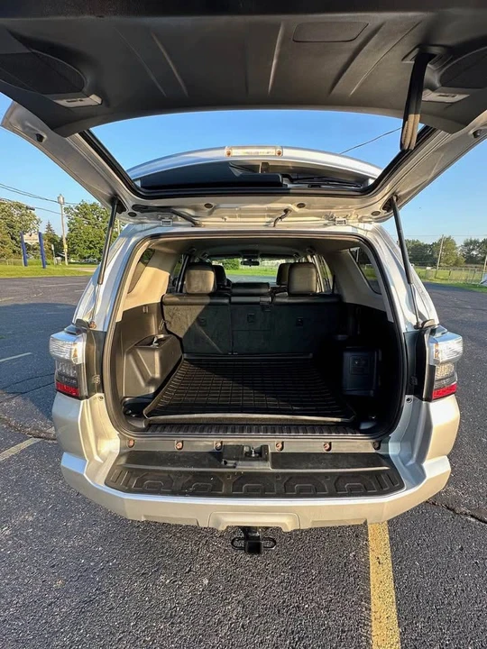 2015 Toyota 4Runner 5th Gen - Image 15 of 19