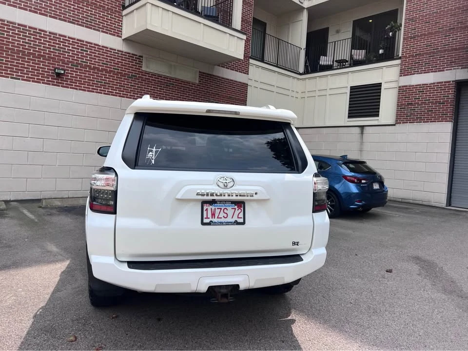 2015 Toyota 4Runner 5th Gen - Image 5 of 14