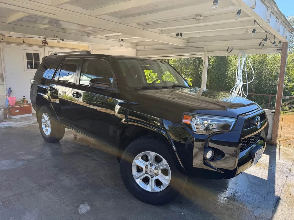 2015 Toyota 4Runner 5th Gen - Image 2 of 20