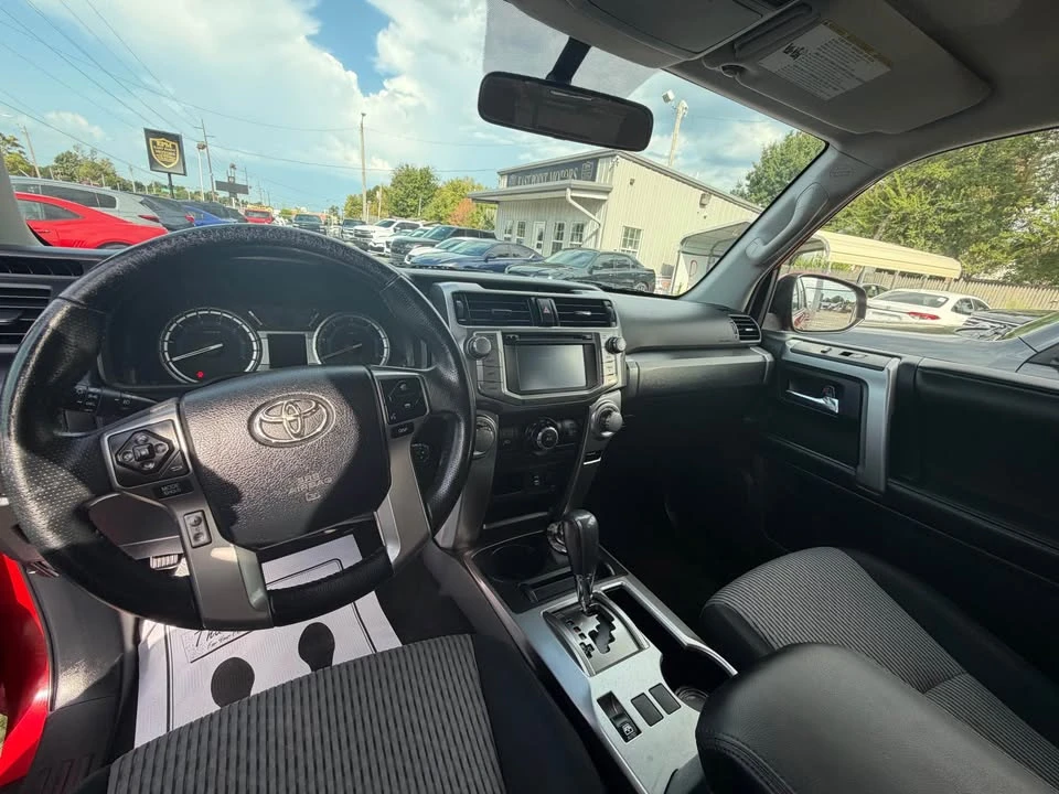 2015 Toyota 4Runner 5th Gen - Image 6 of 13