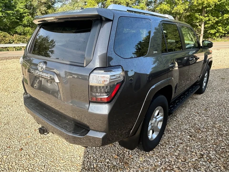 2015 Toyota 4Runner 5th Gen - Image 4 of 11