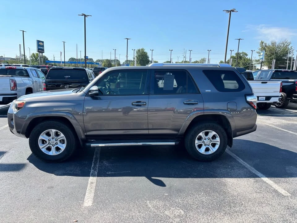 2015 Toyota 4Runner 5th Gen - Image 3 of 10