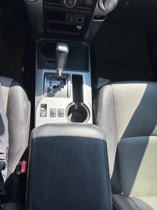 2015 Toyota 4Runner 5th Gen - Image 7 of 10