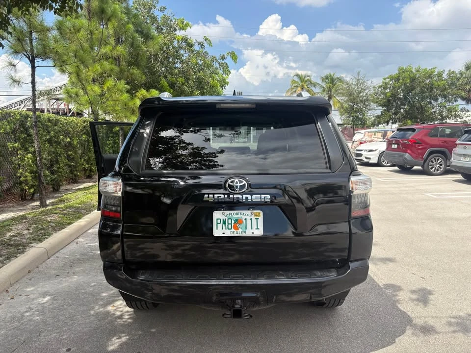2015 Toyota 4Runner 5th Gen - Image 6 of 17