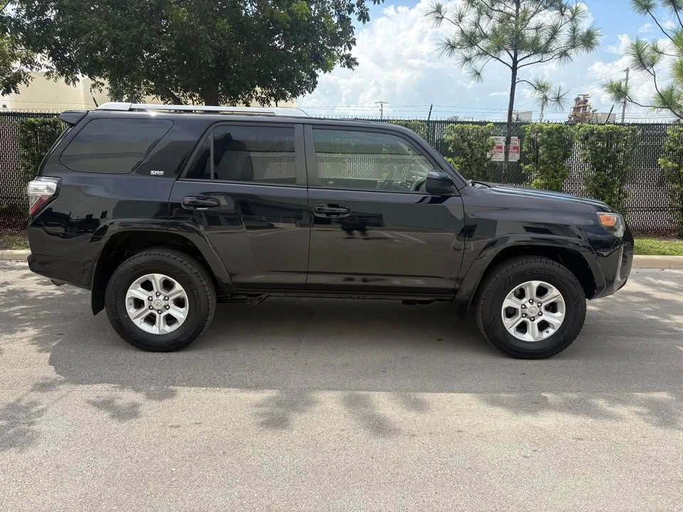 2015 Toyota 4Runner 5th Gen - Image 4 of 17