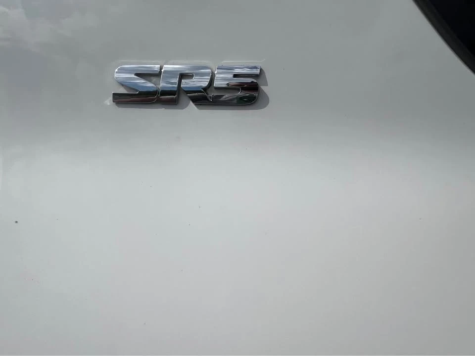 2015 Toyota 4Runner 5th Gen - Image 4 of 11