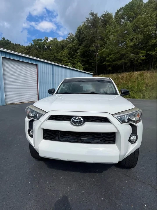 2015 Toyota 4Runner 5th Gen - Image 2 of 11