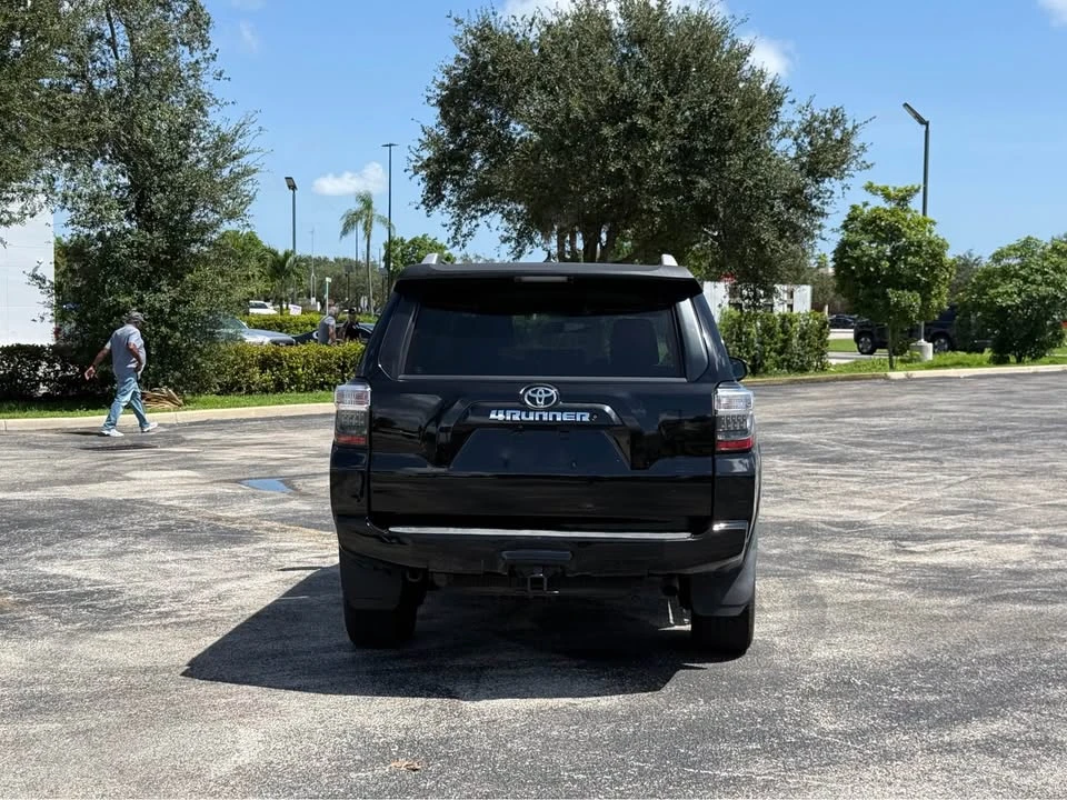 2015 Toyota 4Runner 5th Gen - Image 6 of 13