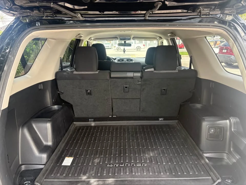 2015 Toyota 4Runner 5th Gen - Image 16 of 17