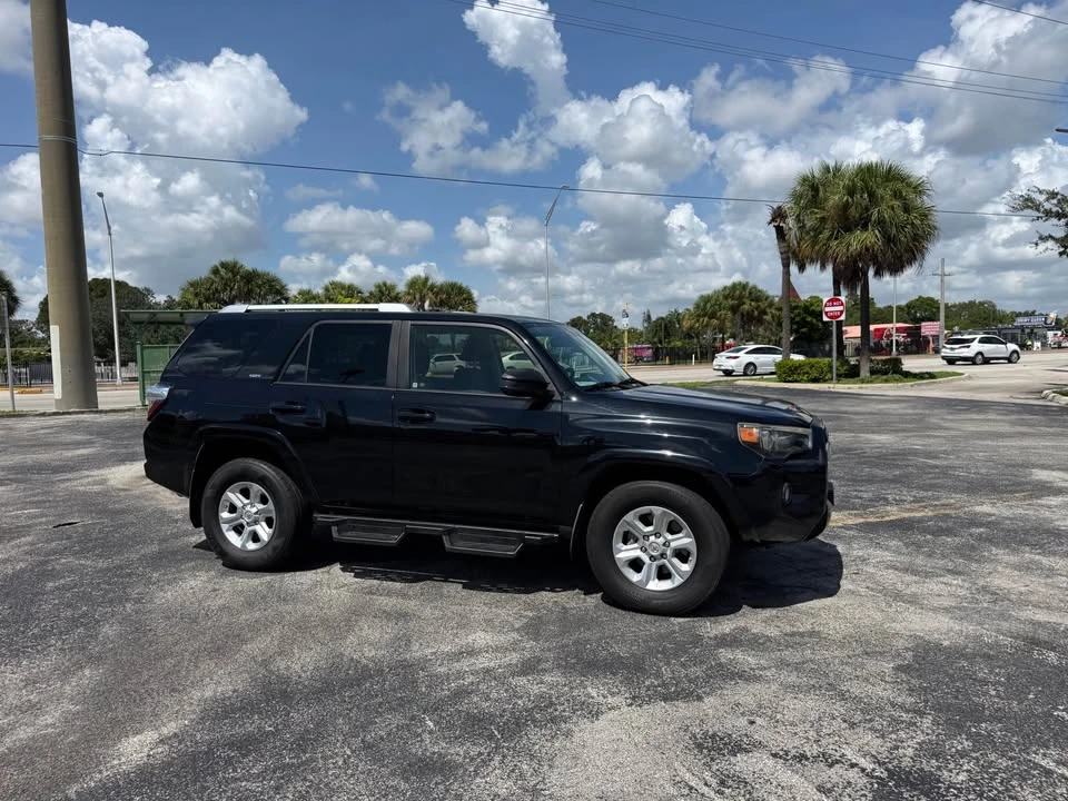 2015 Toyota 4Runner 5th Gen - Image 4 of 13