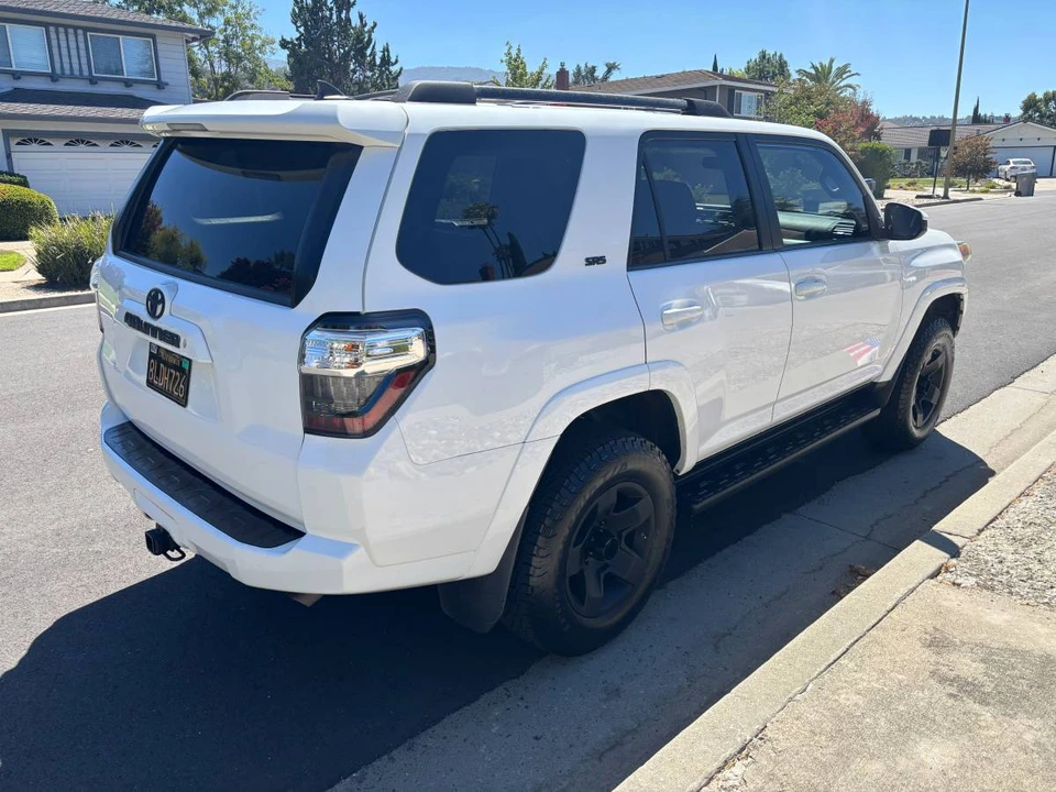 2015 Toyota 4Runner 5th Gen - Image 3 of 8