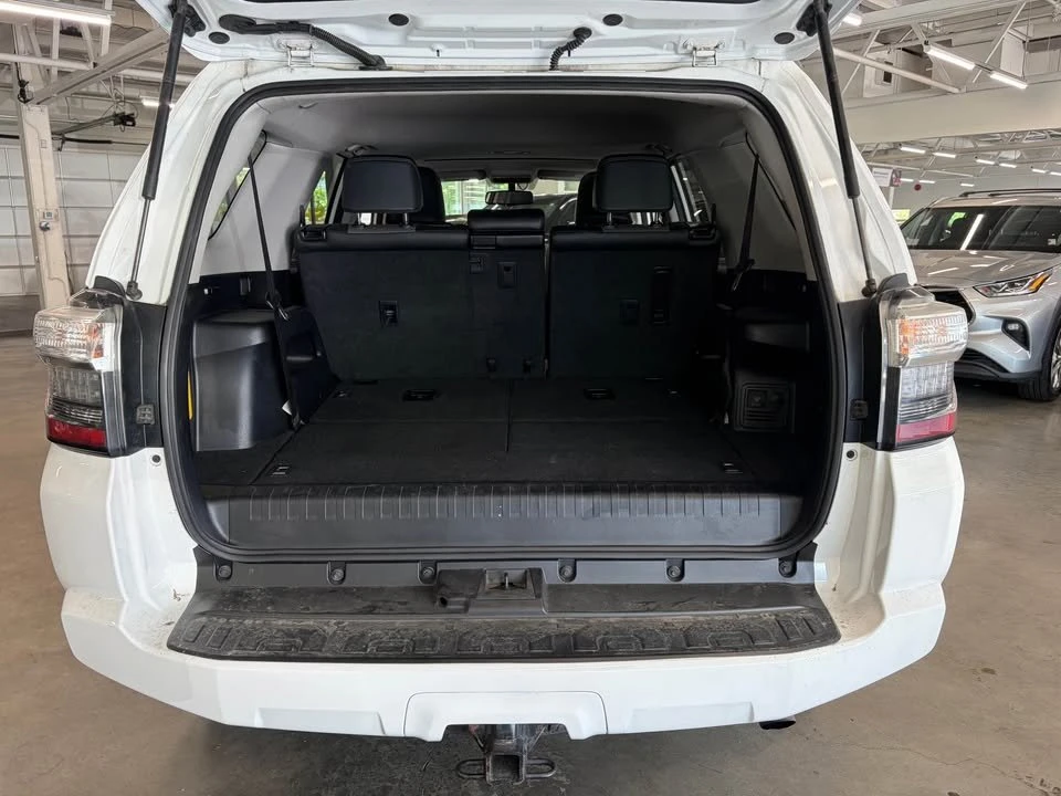 2015 Toyota 4Runner 5th Gen - Image 6 of 14