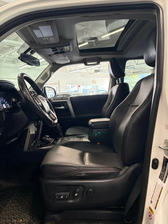2015 Toyota 4Runner 5th Gen - Image 10 of 14