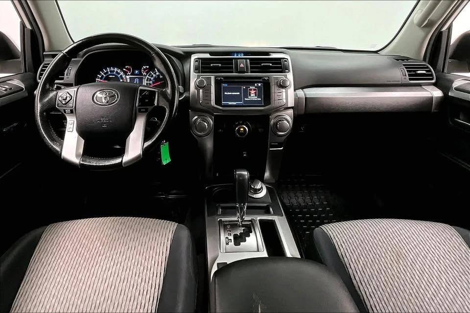 2015 Toyota 4Runner 5th Gen - Image 10 of 20