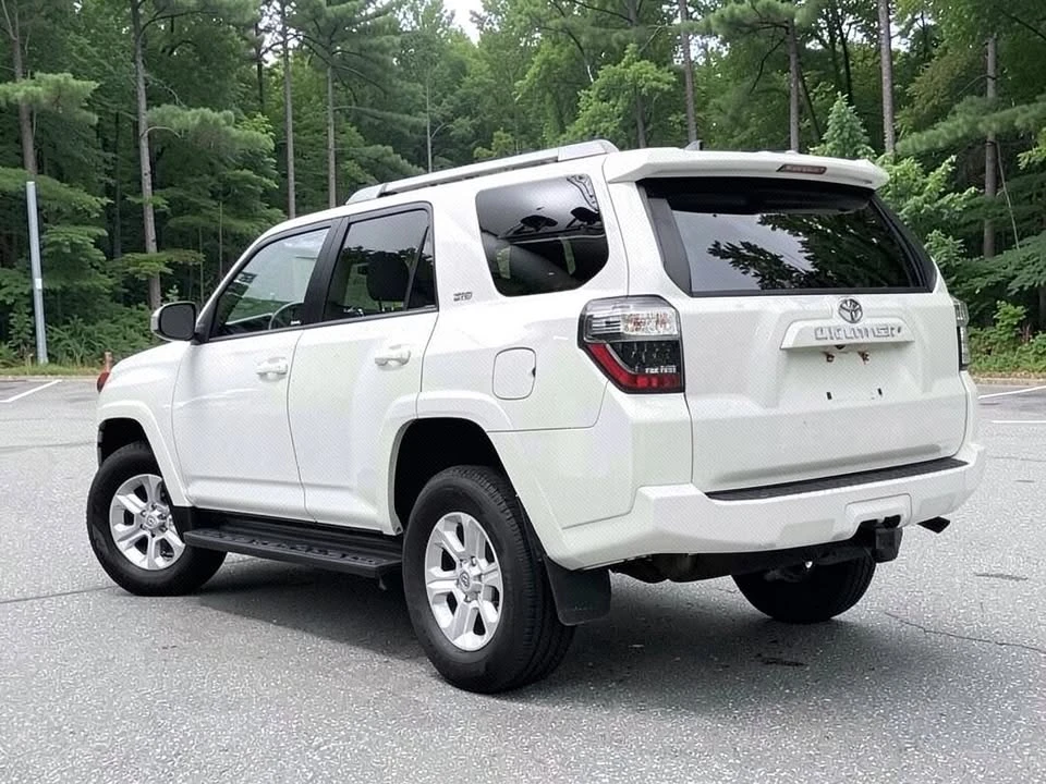 2015 Toyota 4Runner 5th Gen - Image 4 of 20