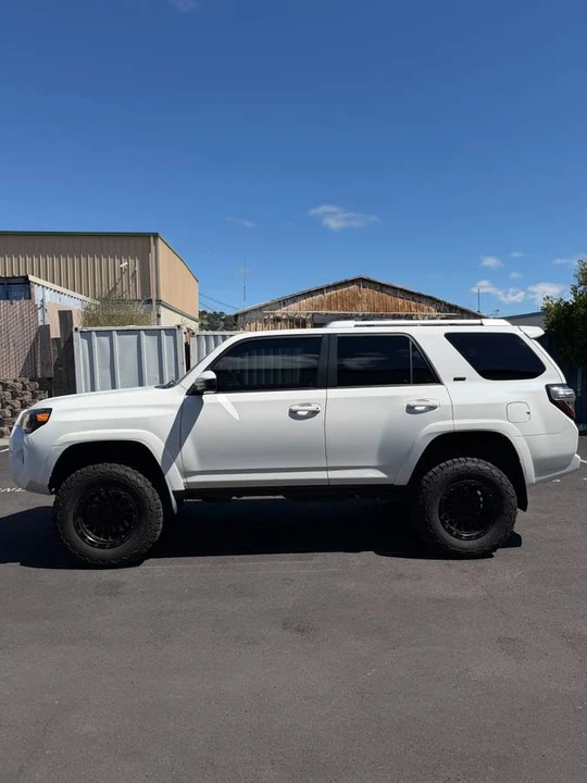 2015 Toyota 4Runner 5th Gen - Image 2 of 23